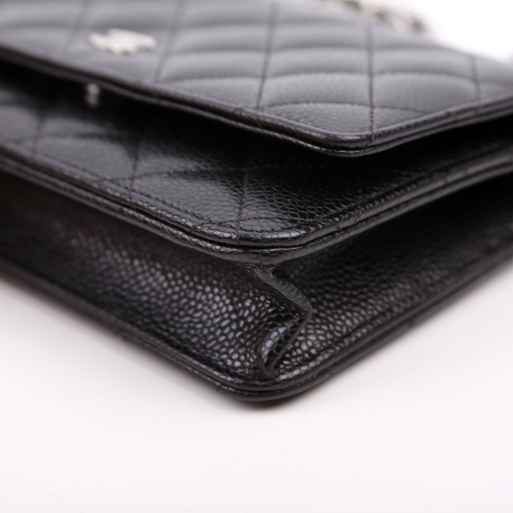 WOC Classic Quilted Caviar RFID Black