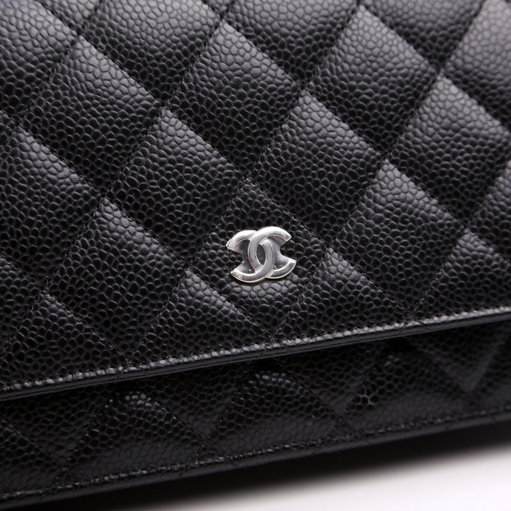 WOC Classic Quilted Caviar RFID Black