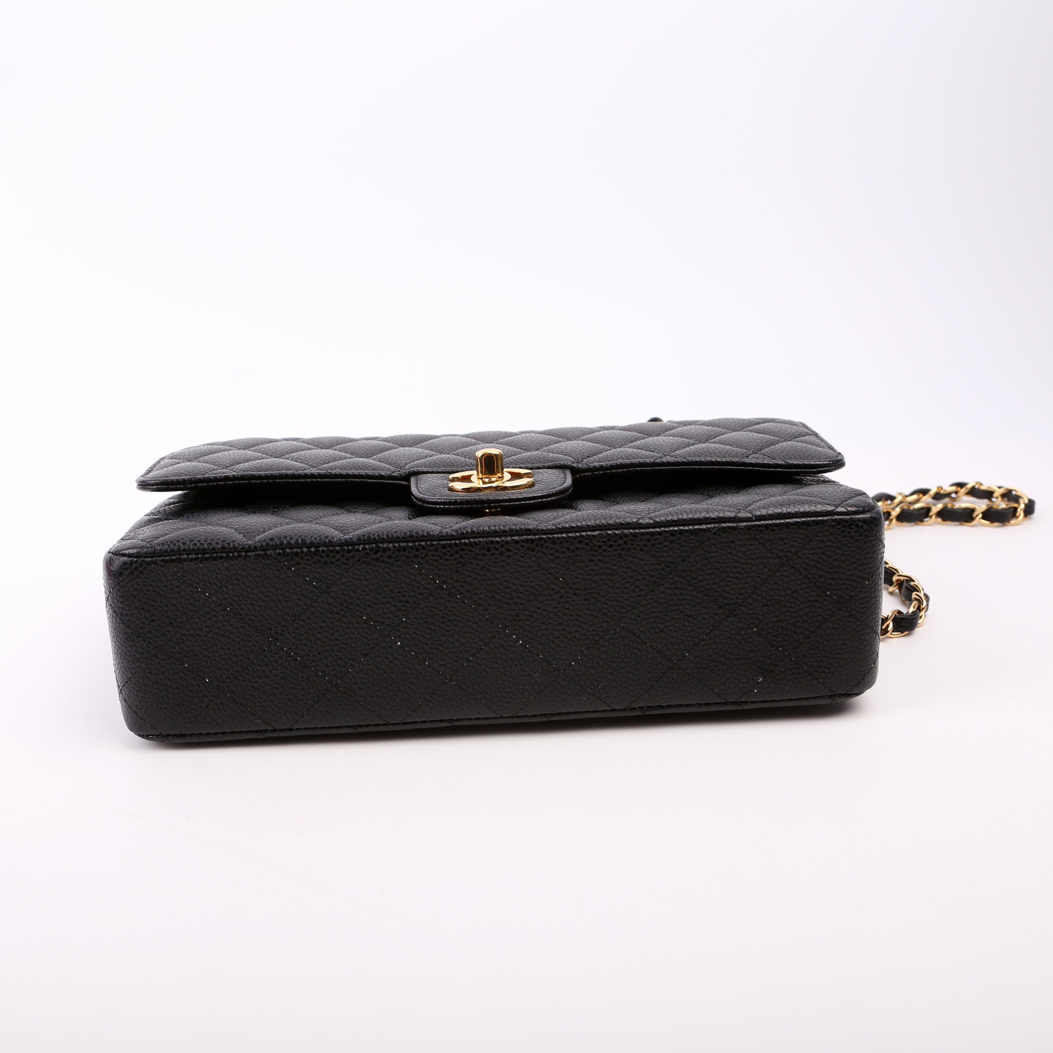 Classic Flap Medium Caviar 29M Black