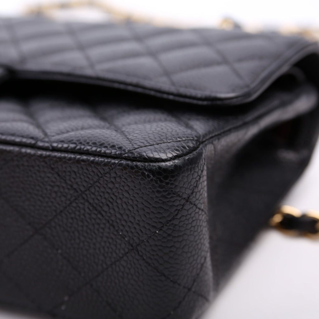 Classic Flap Medium Caviar 29M Black