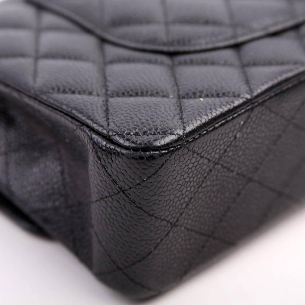 Classic Flap Medium Caviar 29M Black