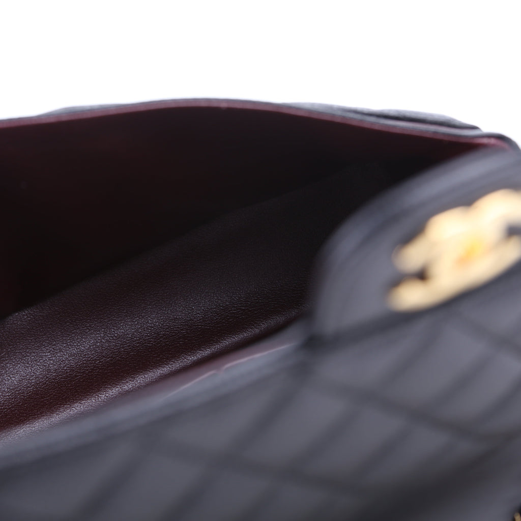 Classic Flap Medium Caviar 29M Black