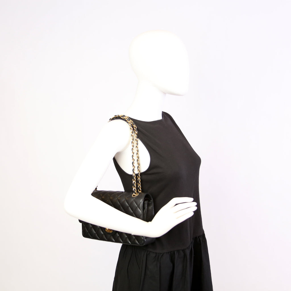 Classic Flap Medium Caviar 29M Black