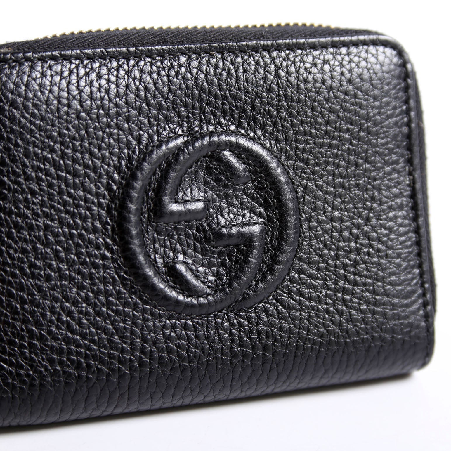 598203 Soho Compact Zip Around Wallet Black