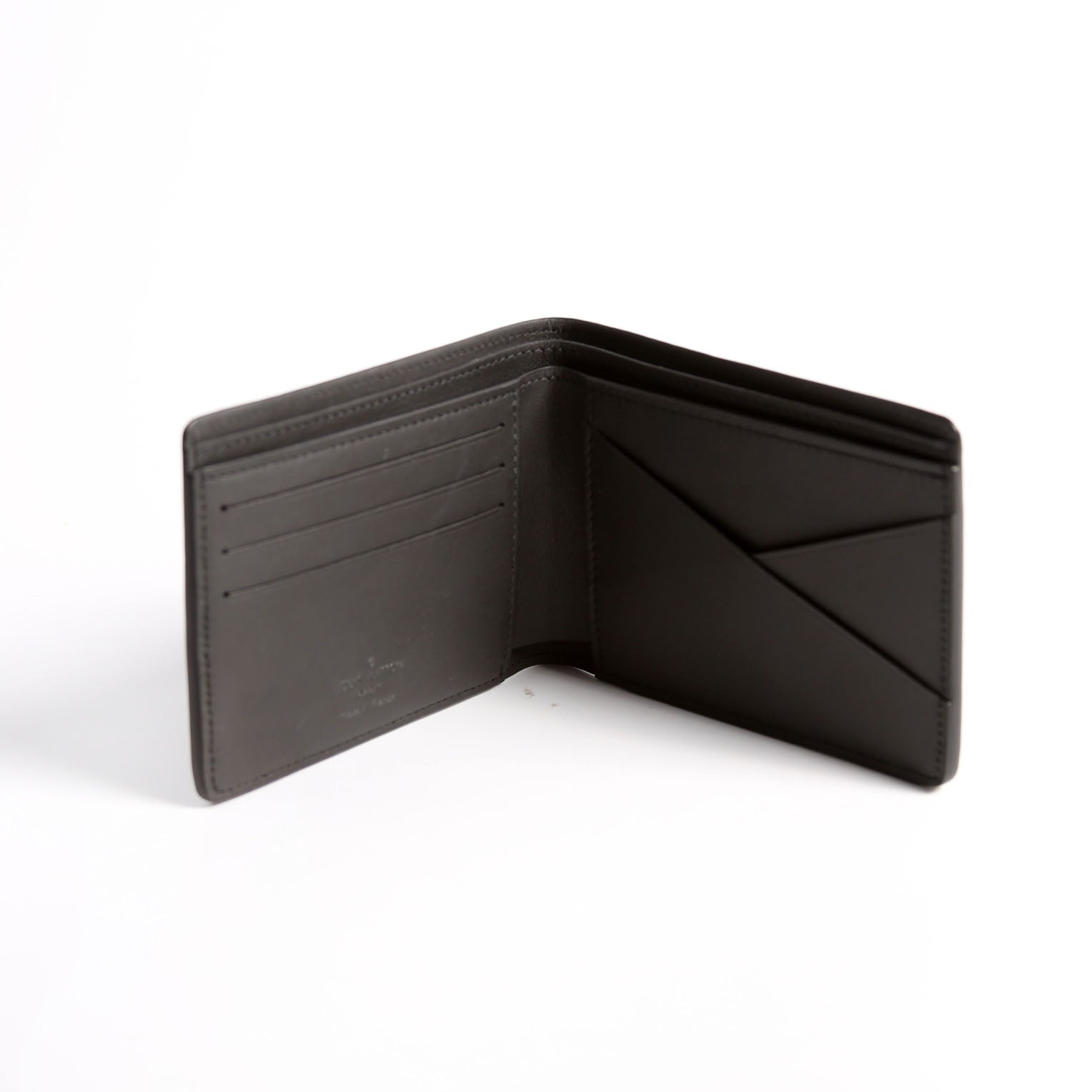 Multiple Wallet LV Aerogram