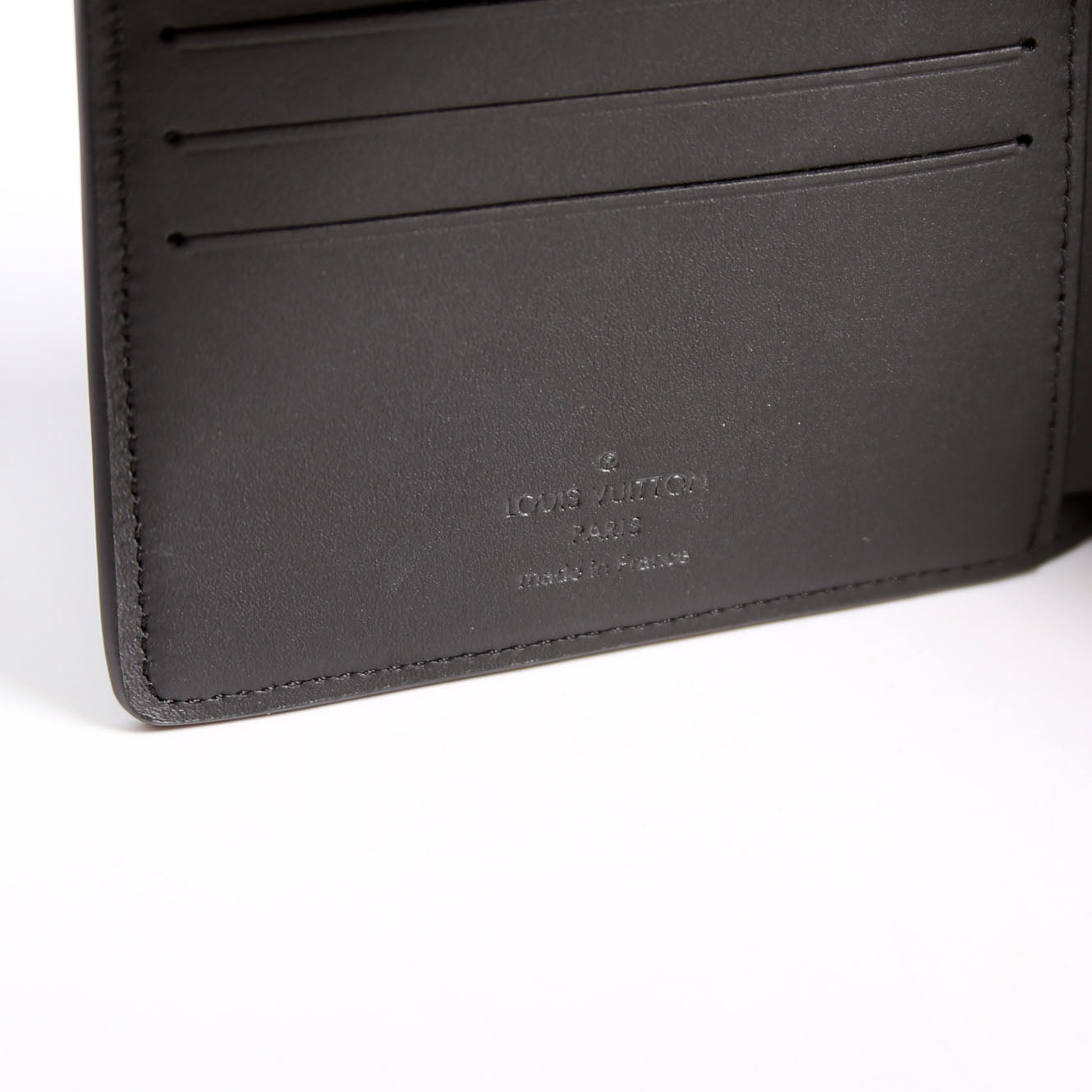 Multiple Wallet LV Aerogram