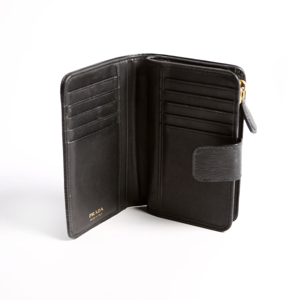 1ML225 Epi Small Wallet Black
