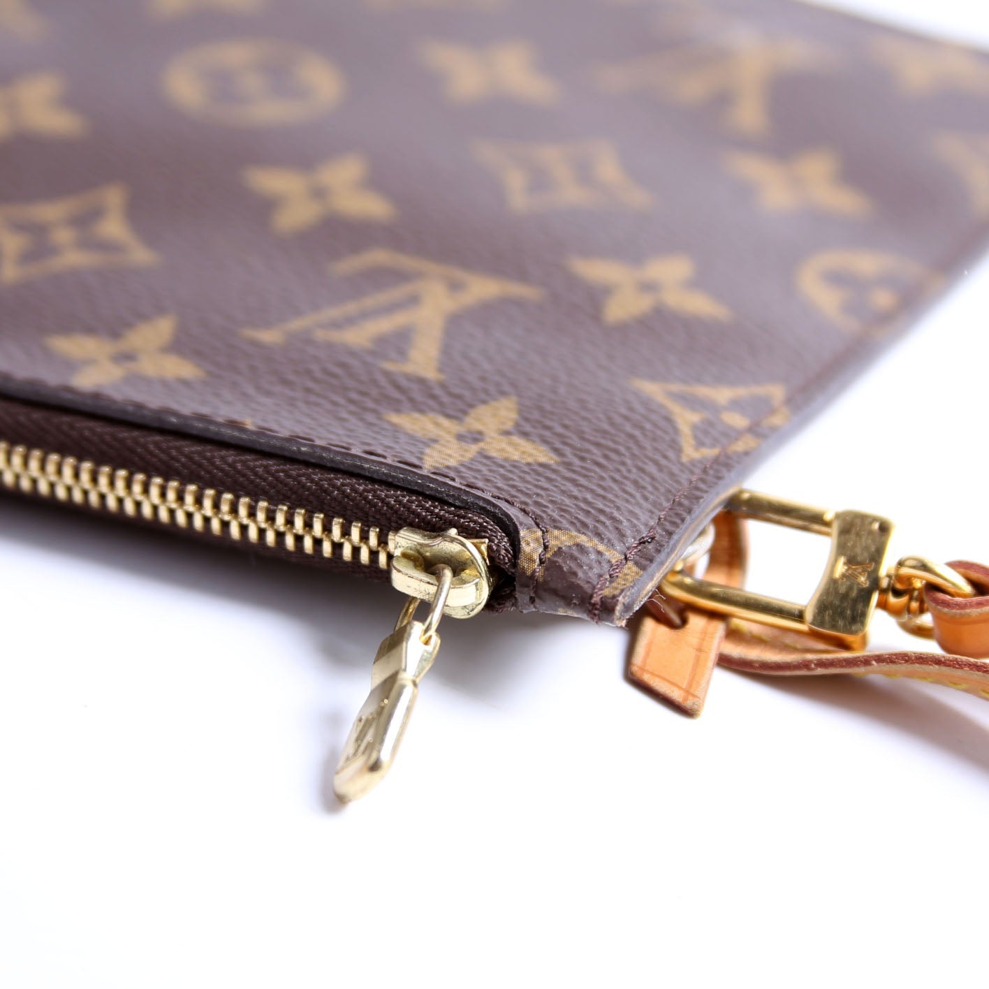 Pochette Only Monogram Neverfull