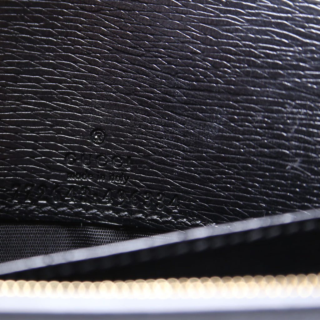 772643 Script Logo Chain Wallet Black