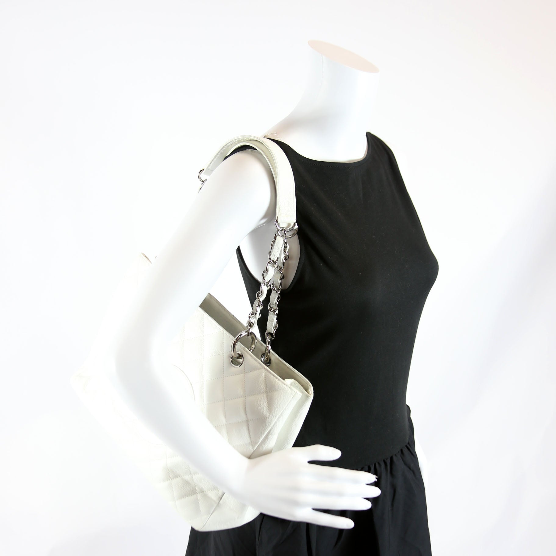 Grand Shopping Tote Caviar White/Silver