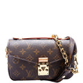 Pochette Metis East West Monogram