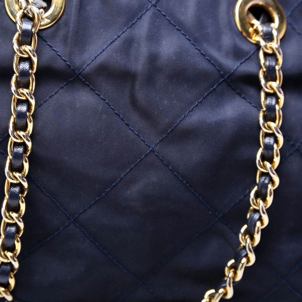 Nylon Tessuto Quilted Shoulder Bag Navy/Gold