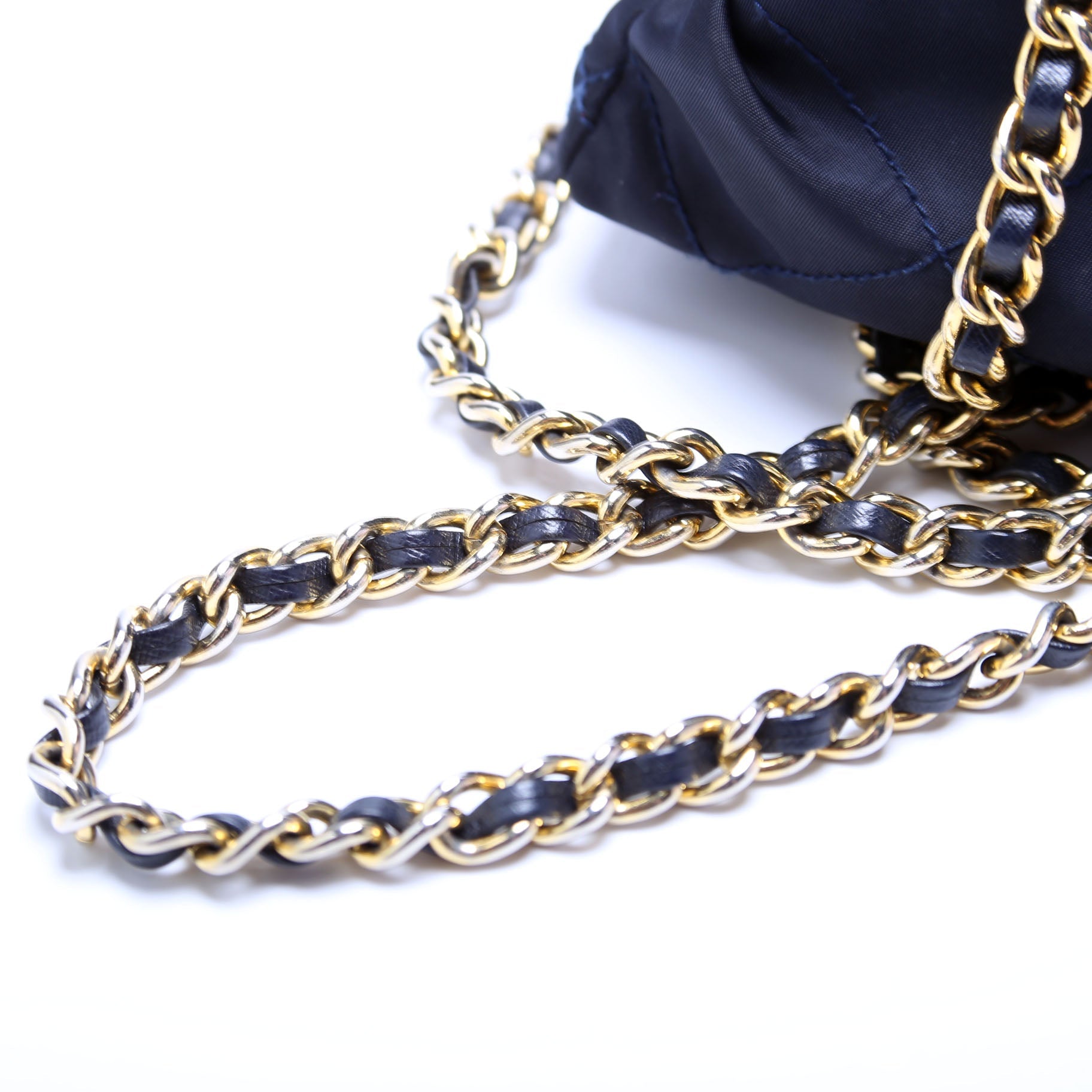 Nylon Tessuto Quilted Shoulder Bag Navy/Gold