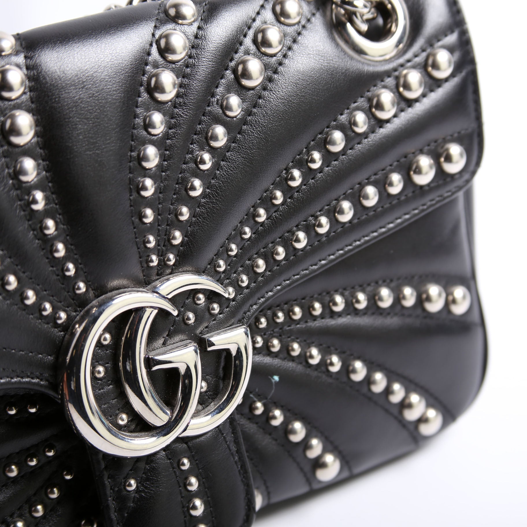 443497 Marmont GG Spiral Stud Calfskin Shoulder Small Flap Black/Silver