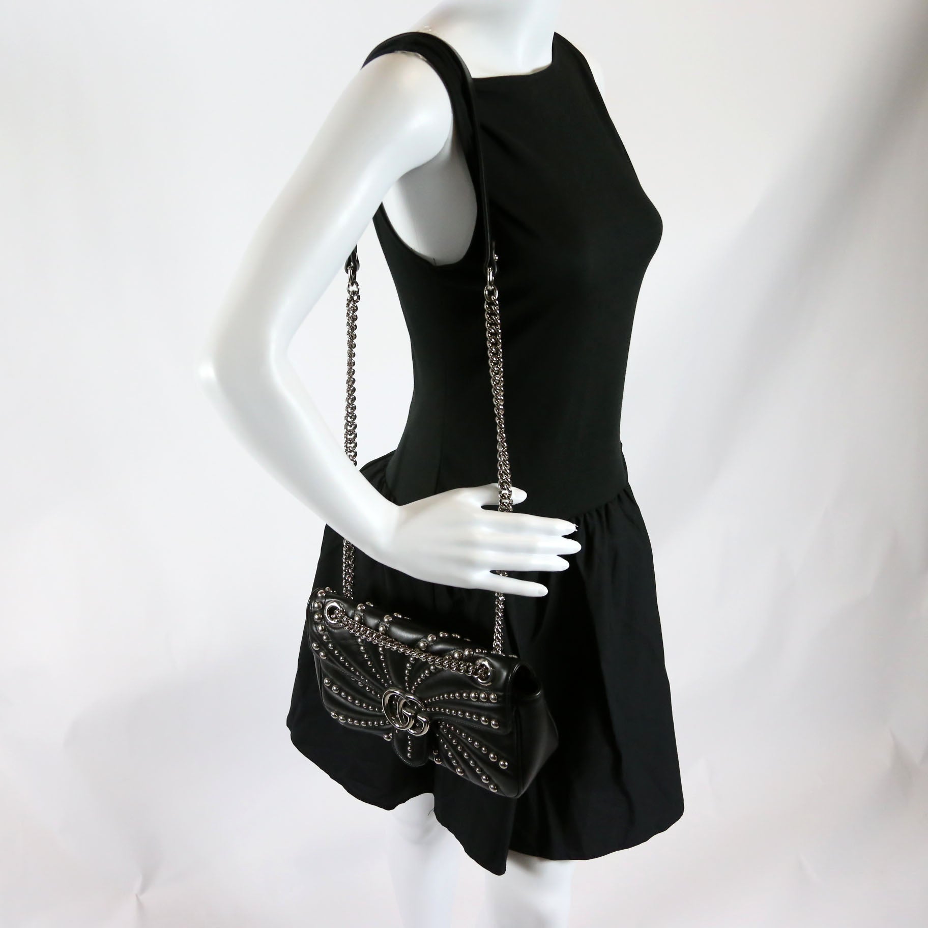 443497 Marmont GG Spiral Stud Calfskin Shoulder Small Flap Black/Silver