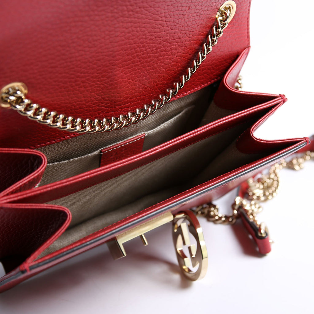 Gucci 510304 Interlocking Small Crossbody Red
