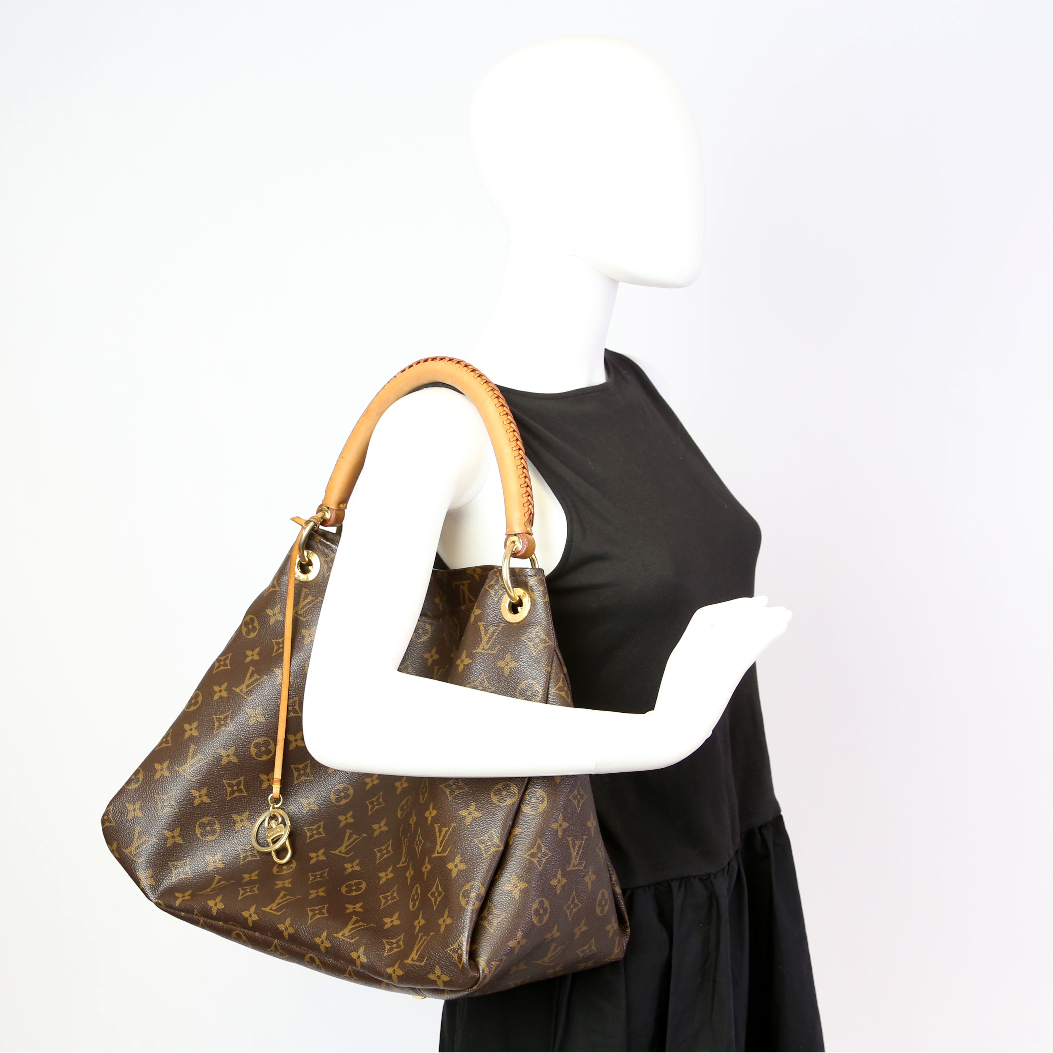 Artsy MM Monogram