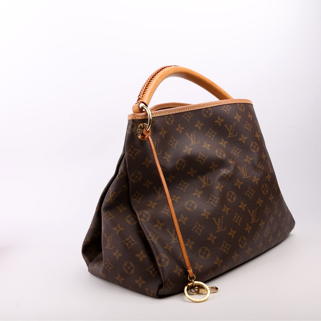 Artsy MM NM Monogram