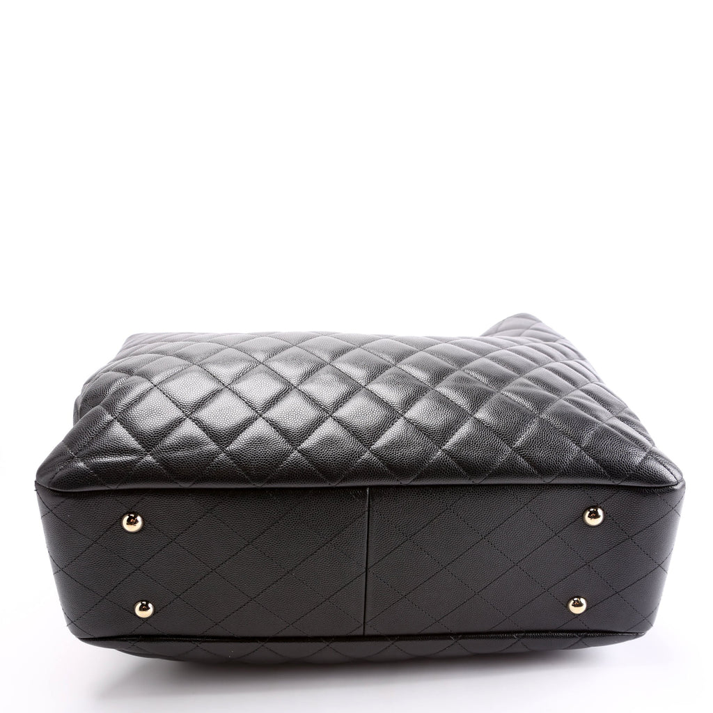 Classic CC Shopping Tote Caviar RFID Black
