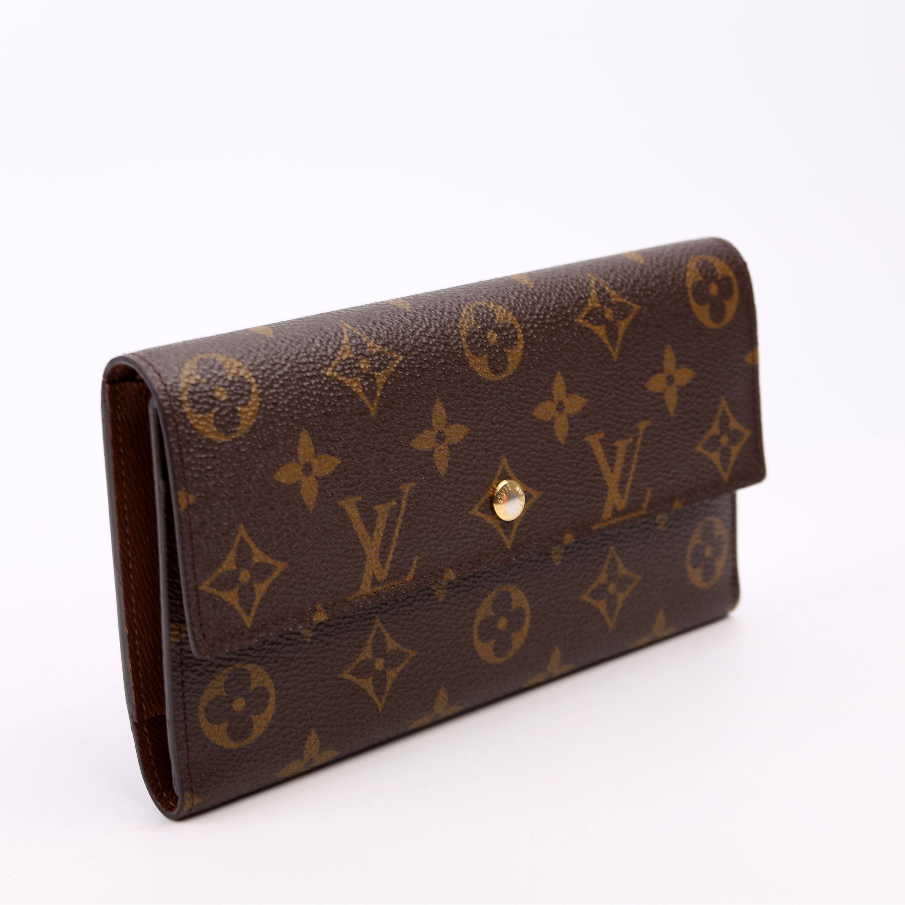 International Wallet Mongoram