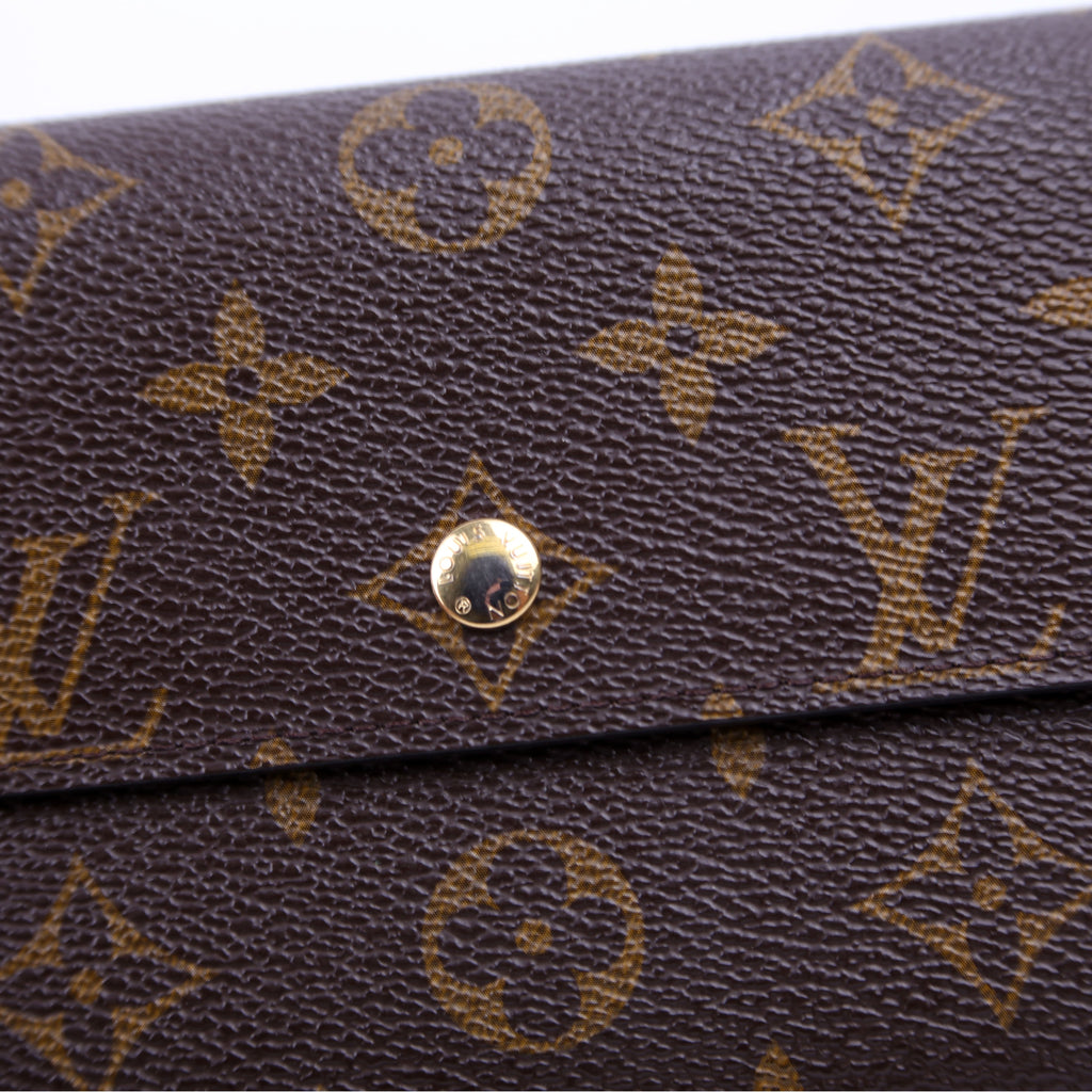 International Wallet Mongoram