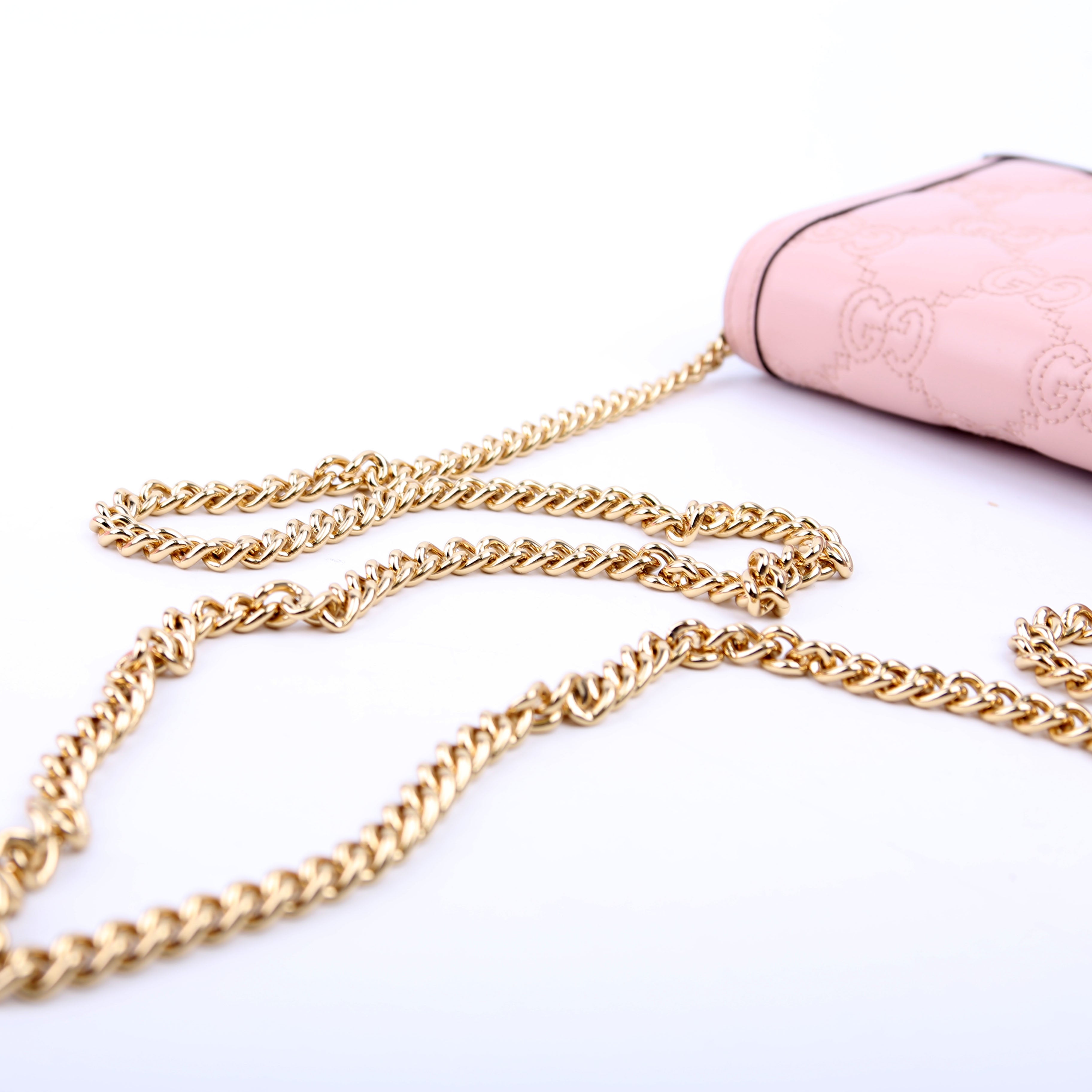 Gucci 723787 GG Matelasse Chain Wallet Pink