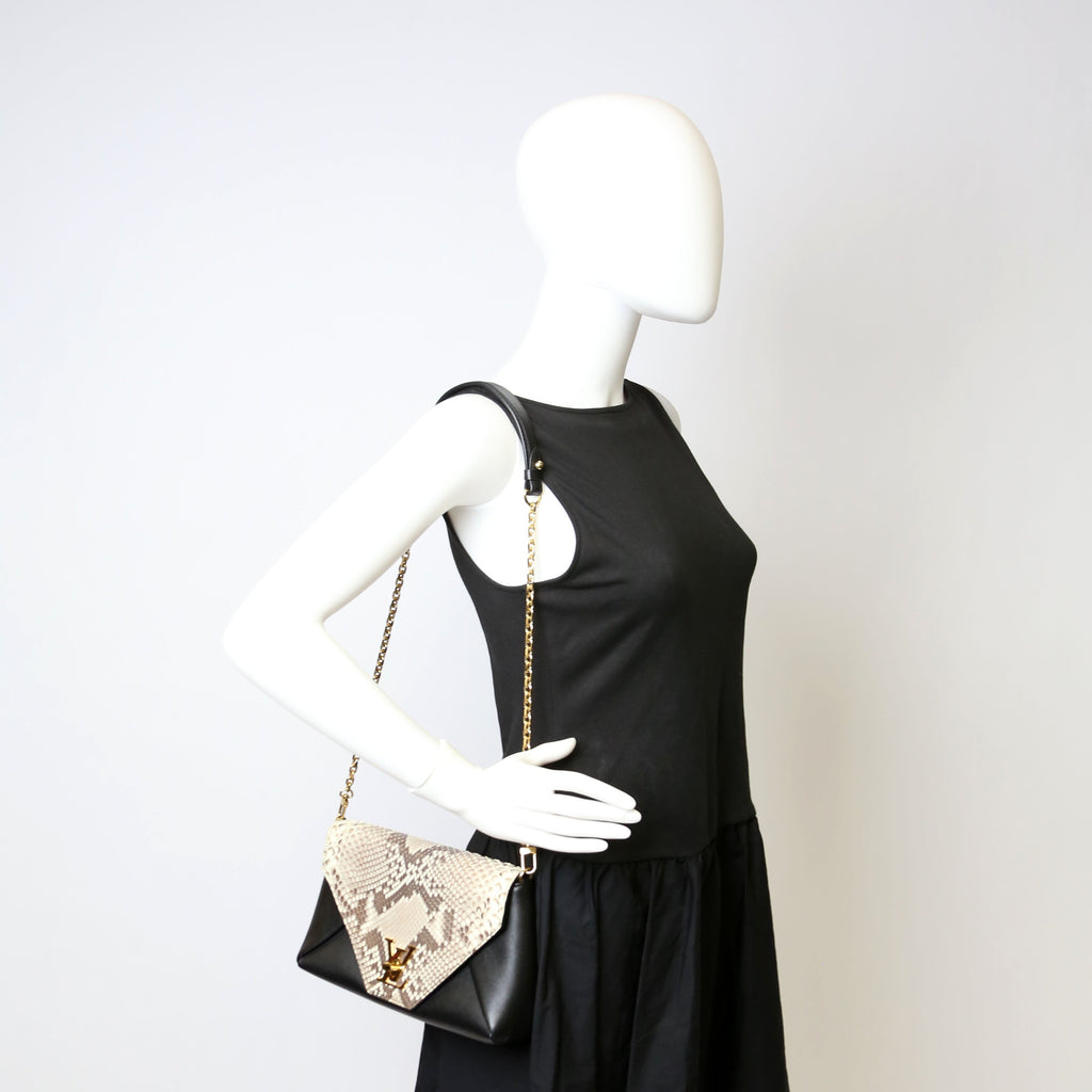 Love Note Chain Clutch Calfskin
