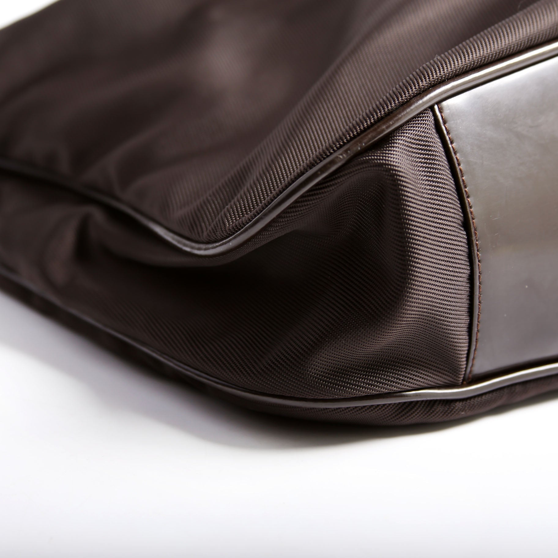 Bamboo Handle 2Way Nylon Brown