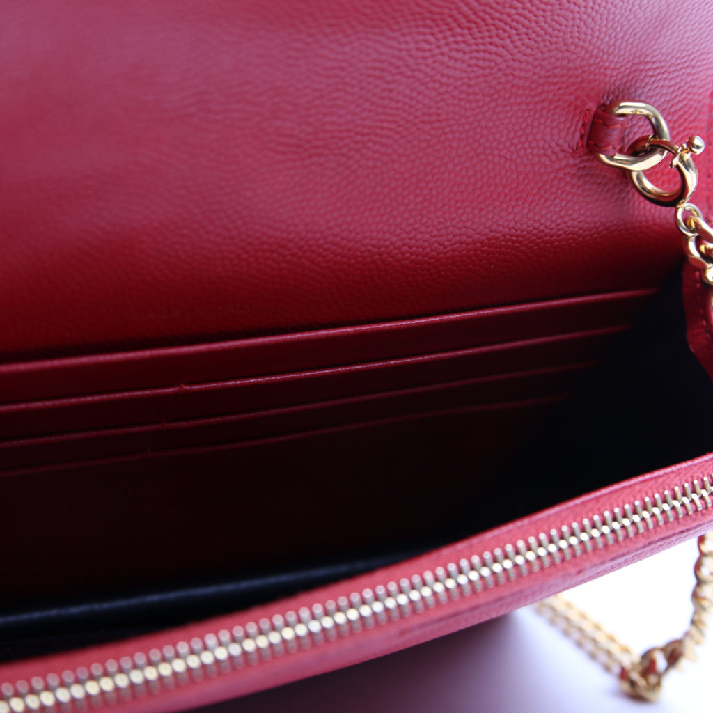 Envelope Chain Wallet Red