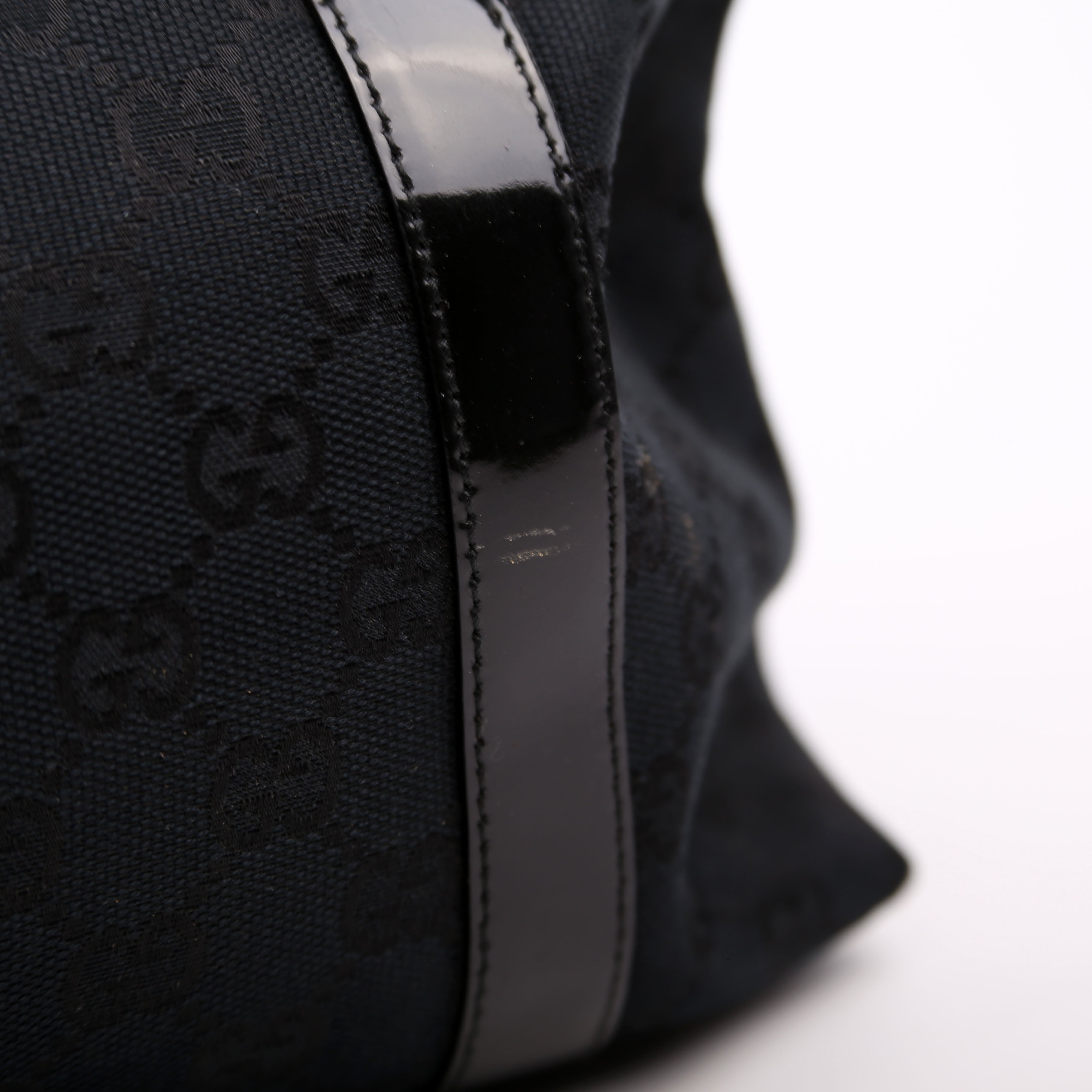 Gucci 141470 GG Canvas Abbey Tote