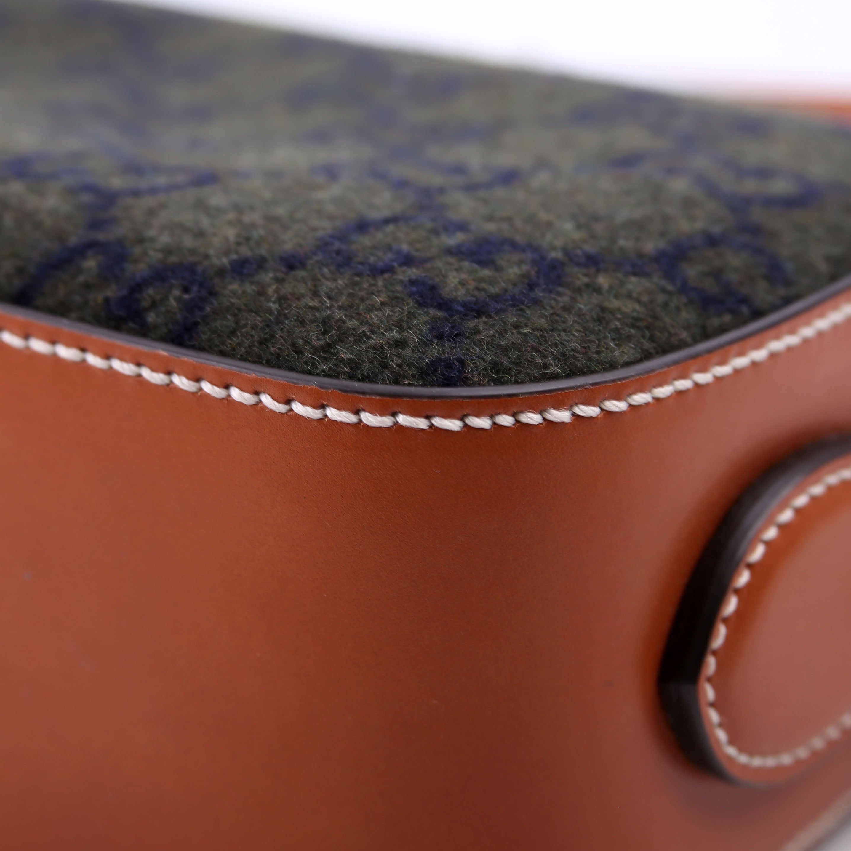 671625 GG Wool/Calfskin Script Patch Shoulder