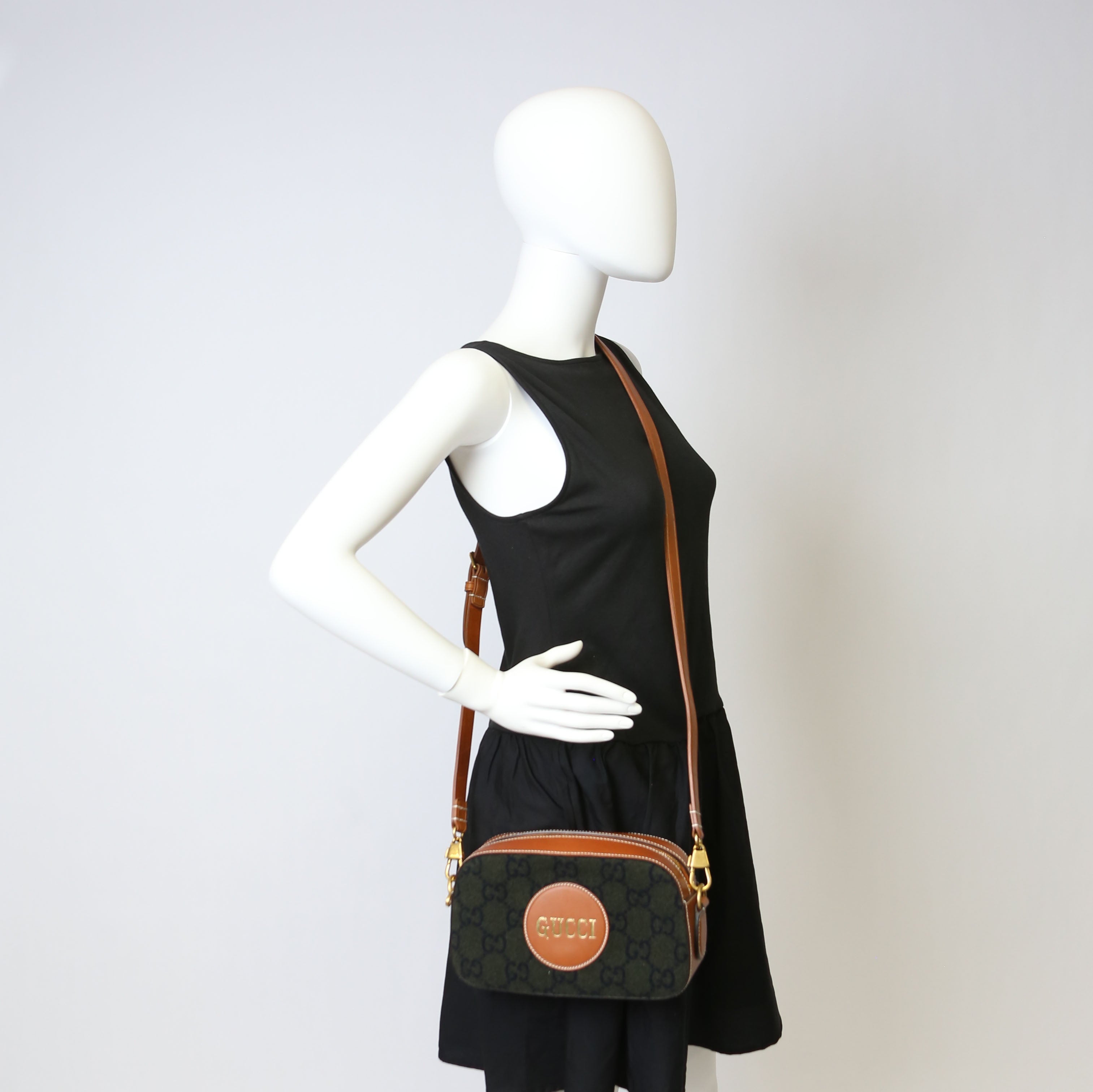671625 GG Wool/Calfskin Script Patch Shoulder