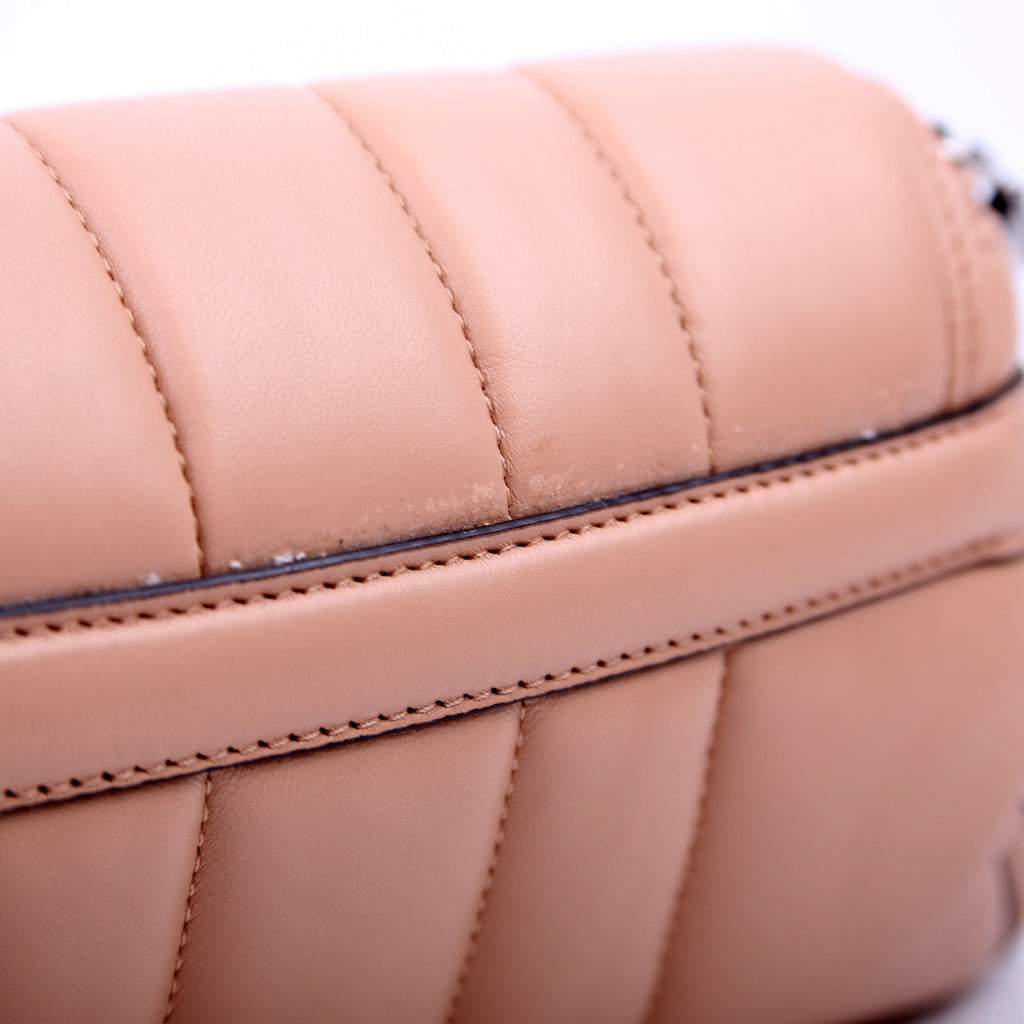 Gucci 764339 Vertical Quilted Maxi Horsebit Chain Medium Shoulder Bag Tan