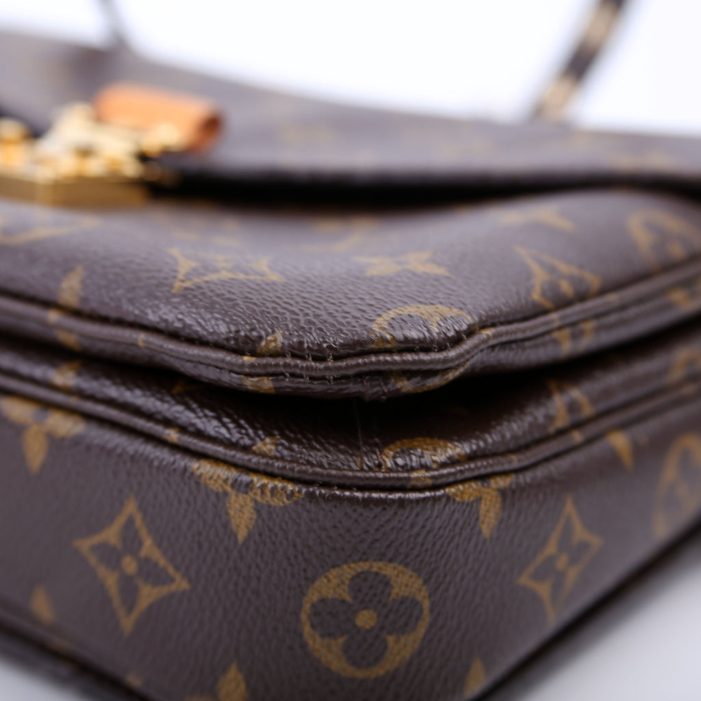 Pochette Metis Monogram
