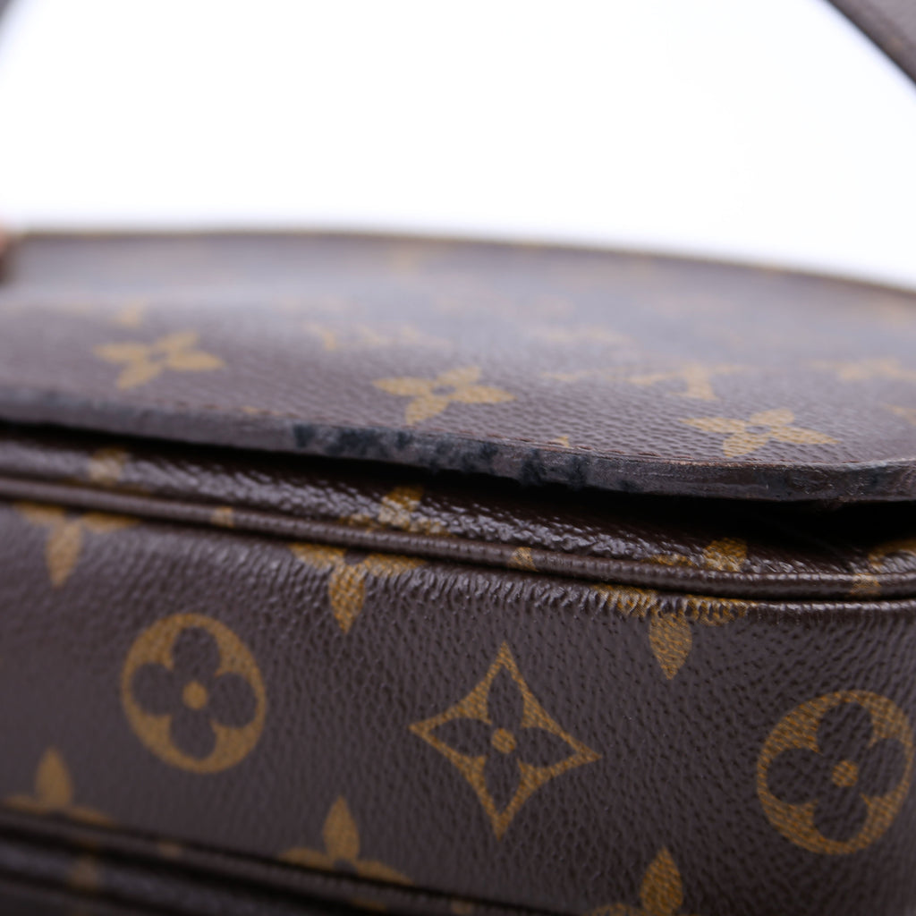 Pochette Metis Monogram
