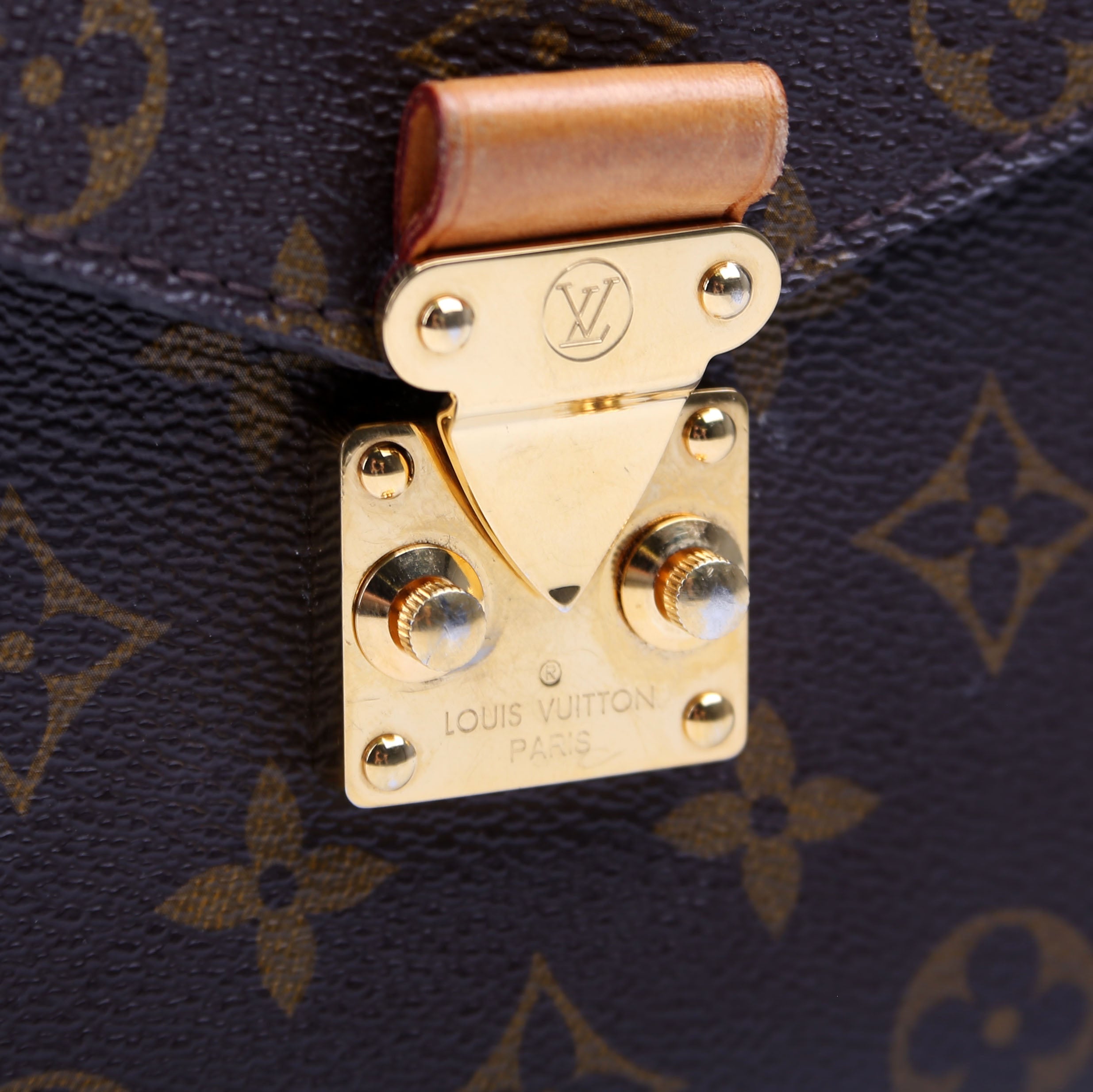 Pochette Metis Monogram