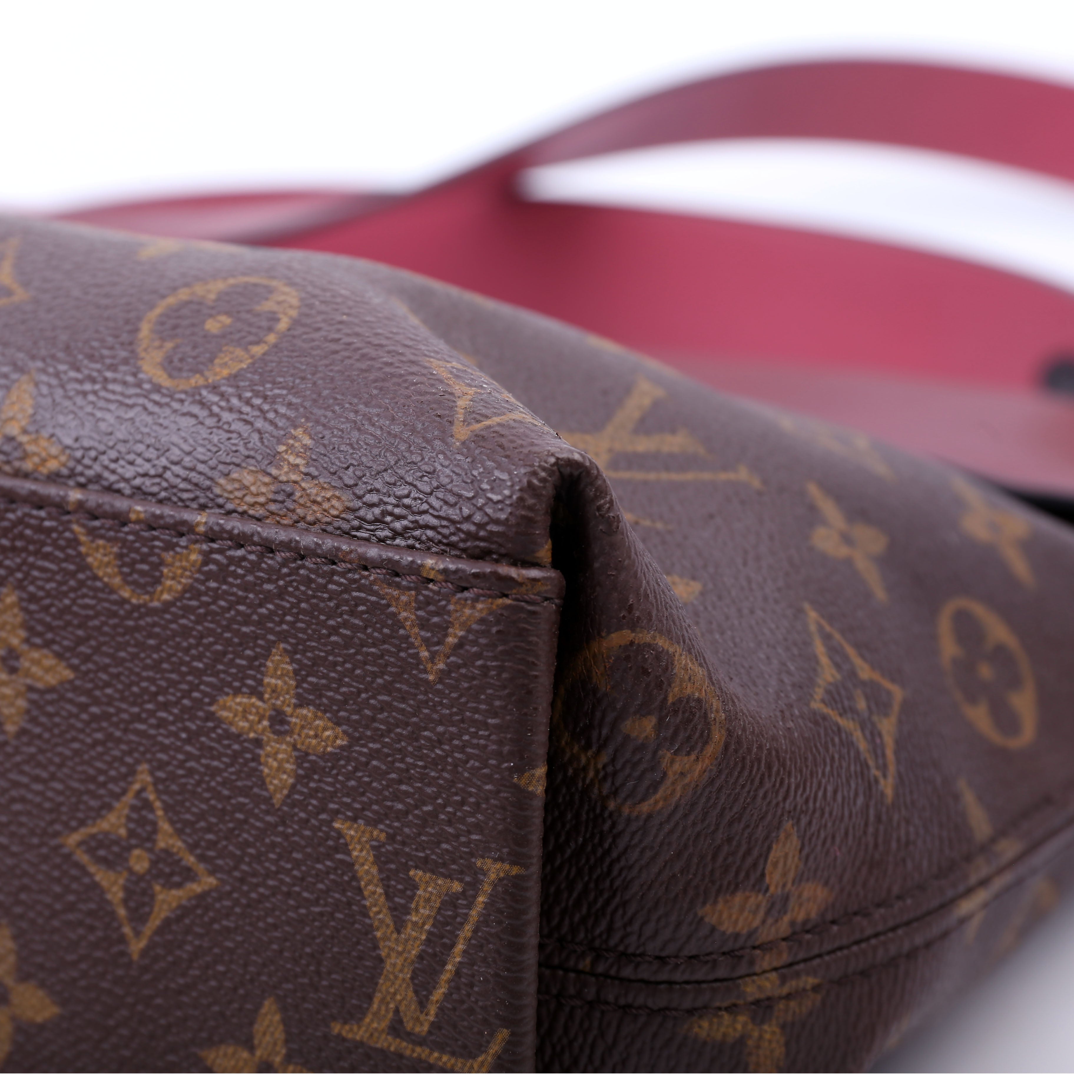 Tuileries Besace Hobo Monogram Burgundy