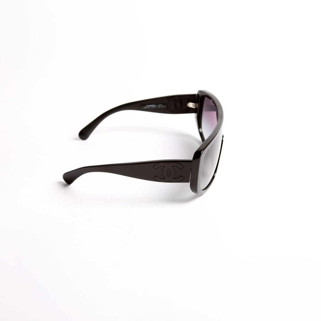 5495 Shield Acetate Black