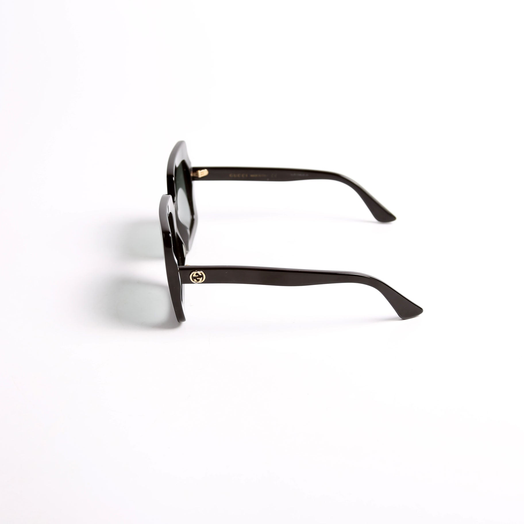 GG0328S Oversized Square Black