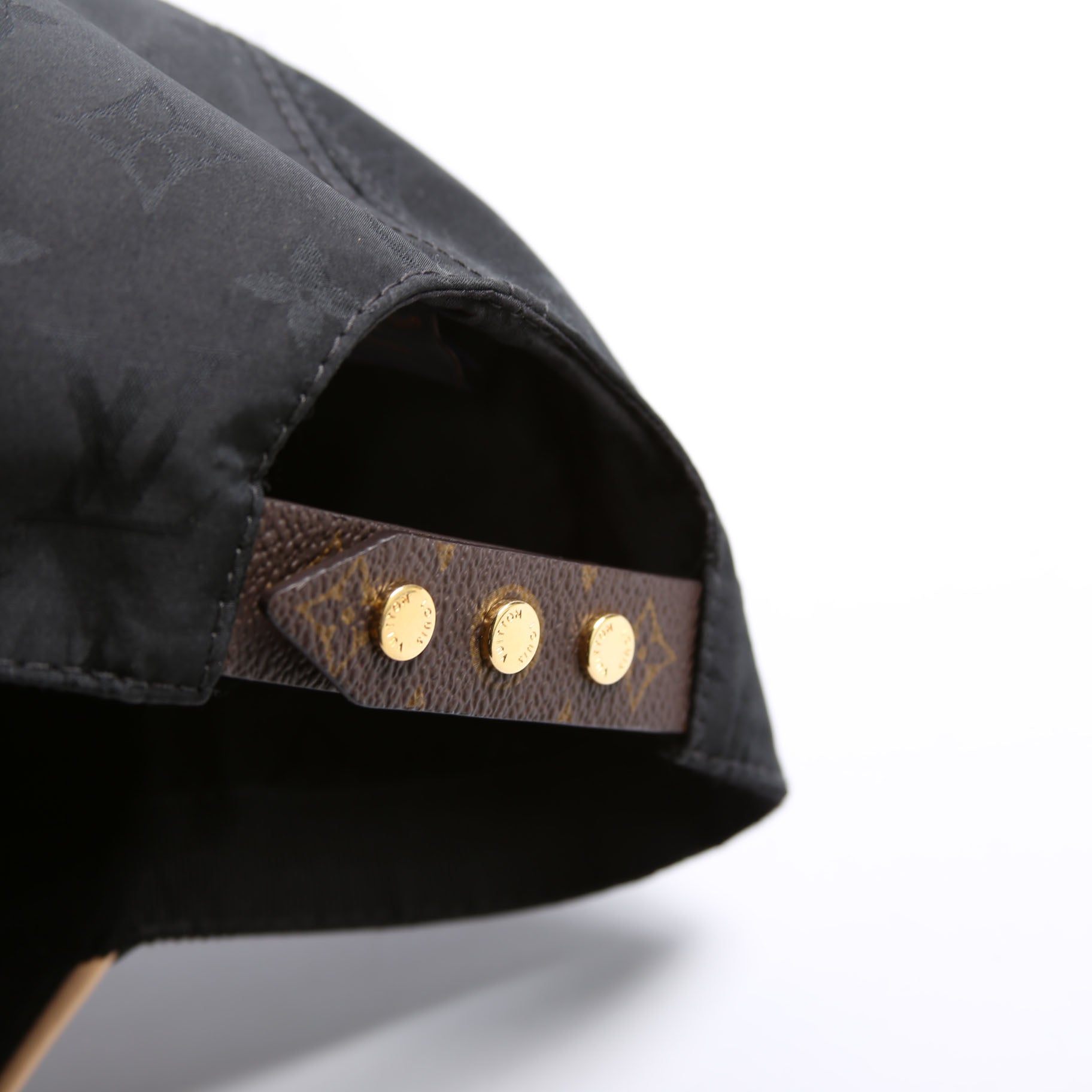 LV Get Ready Cap Nylon/Monogram Size Medium
