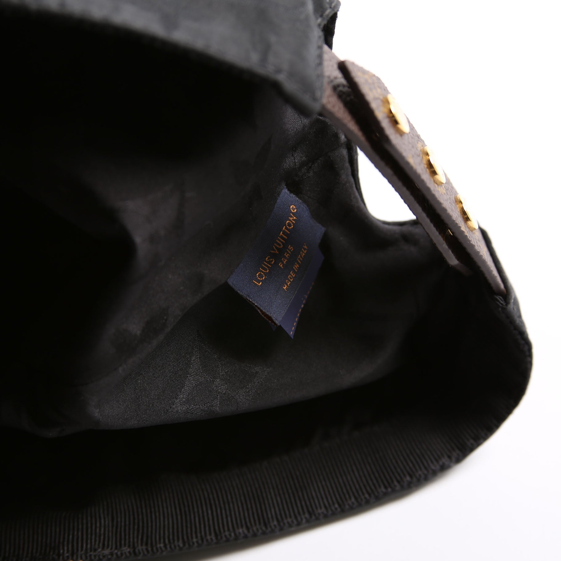 LV Get Ready Cap Nylon/Monogram Size Medium