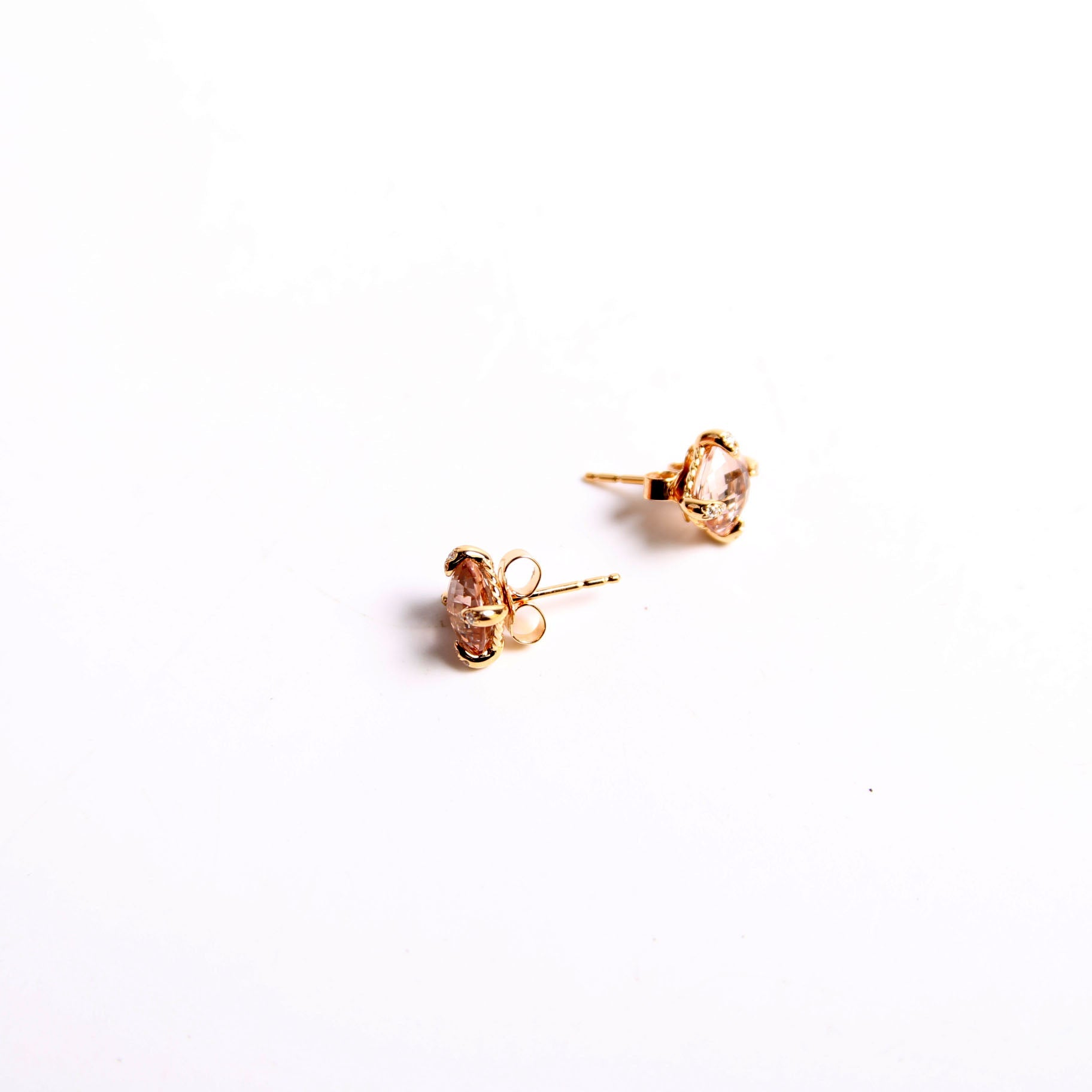 Chatelaine Studs Morganite Diamonds 750