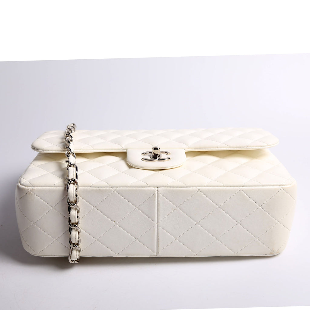 Classic Flap Jumbo Lambskin 21-24M White
