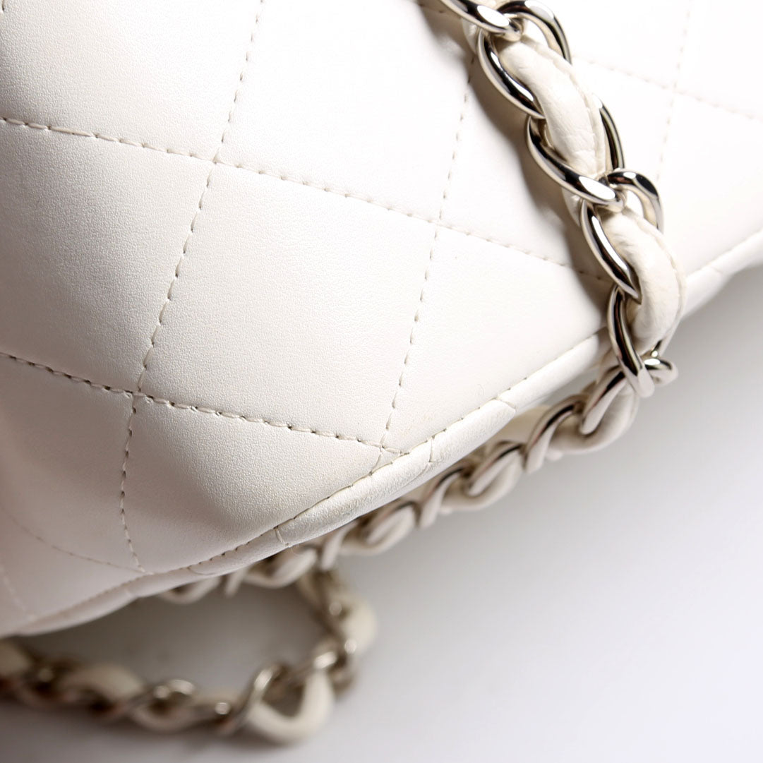 Classic Flap Jumbo Lambskin 21-24M White
