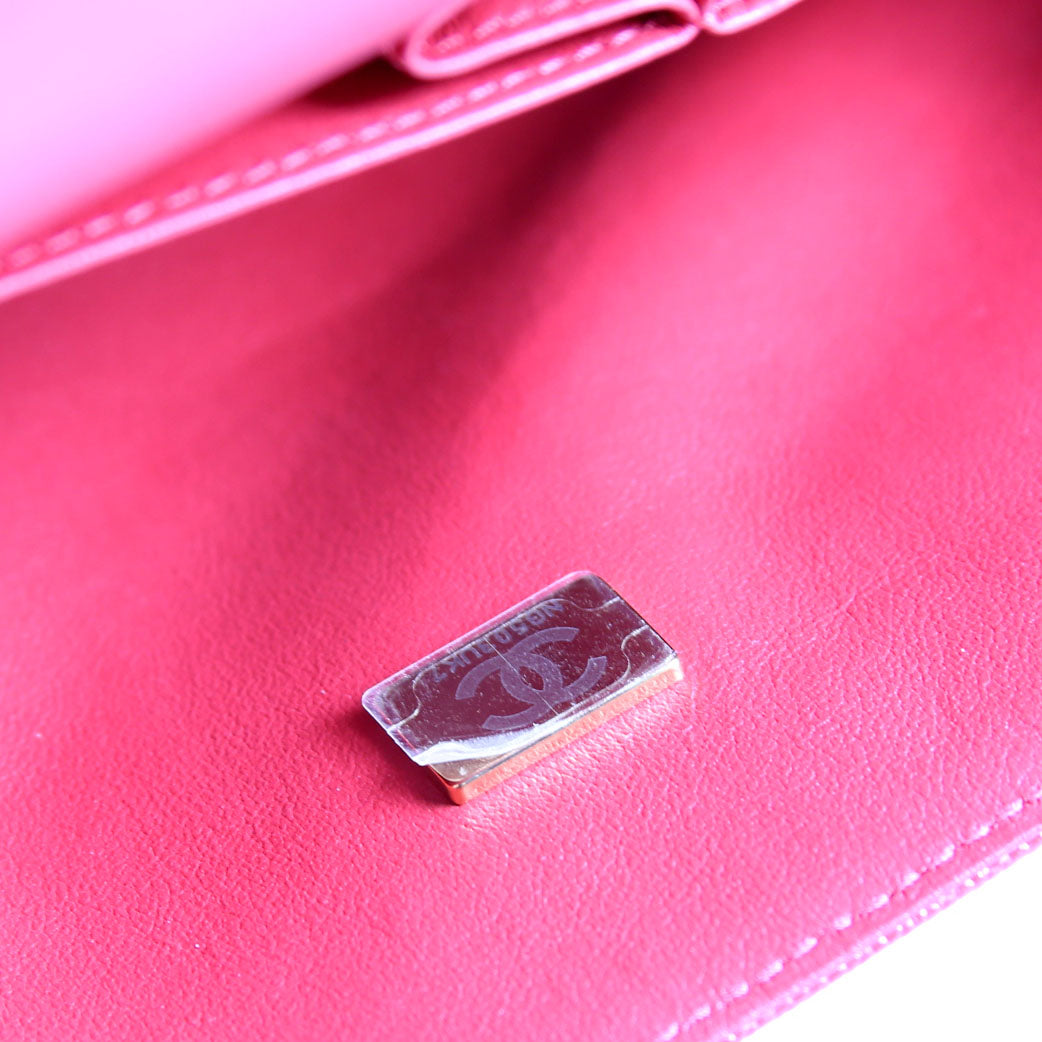 Classic Flap Jumbo Caviar RFID Red