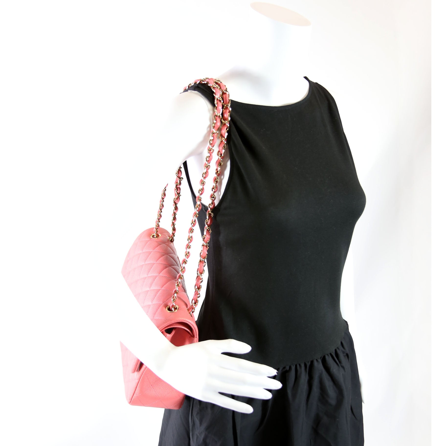 Classic Flap Jumbo Caviar 25-28M Pink