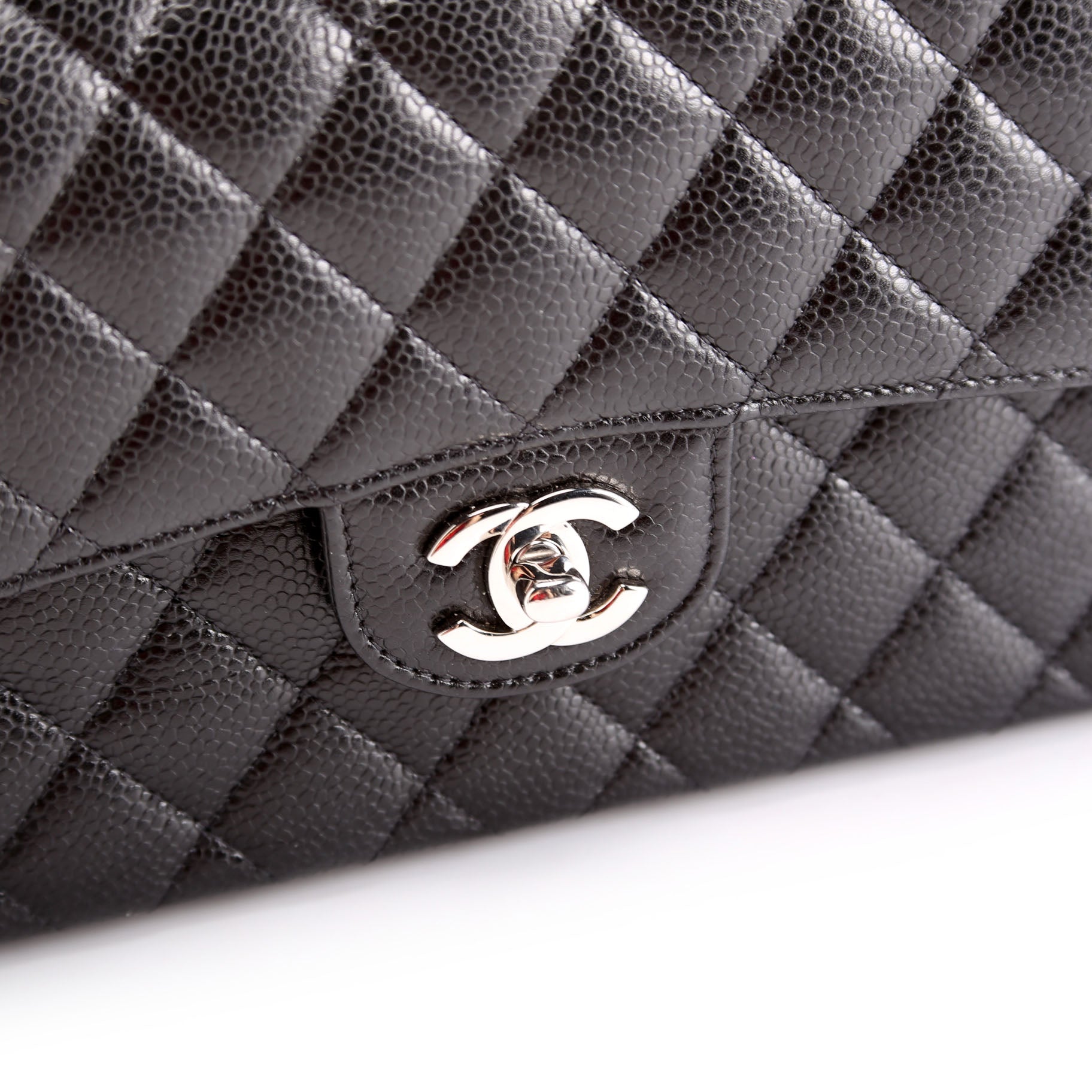 Classic Flap Small Caviar 31M Black/Silver