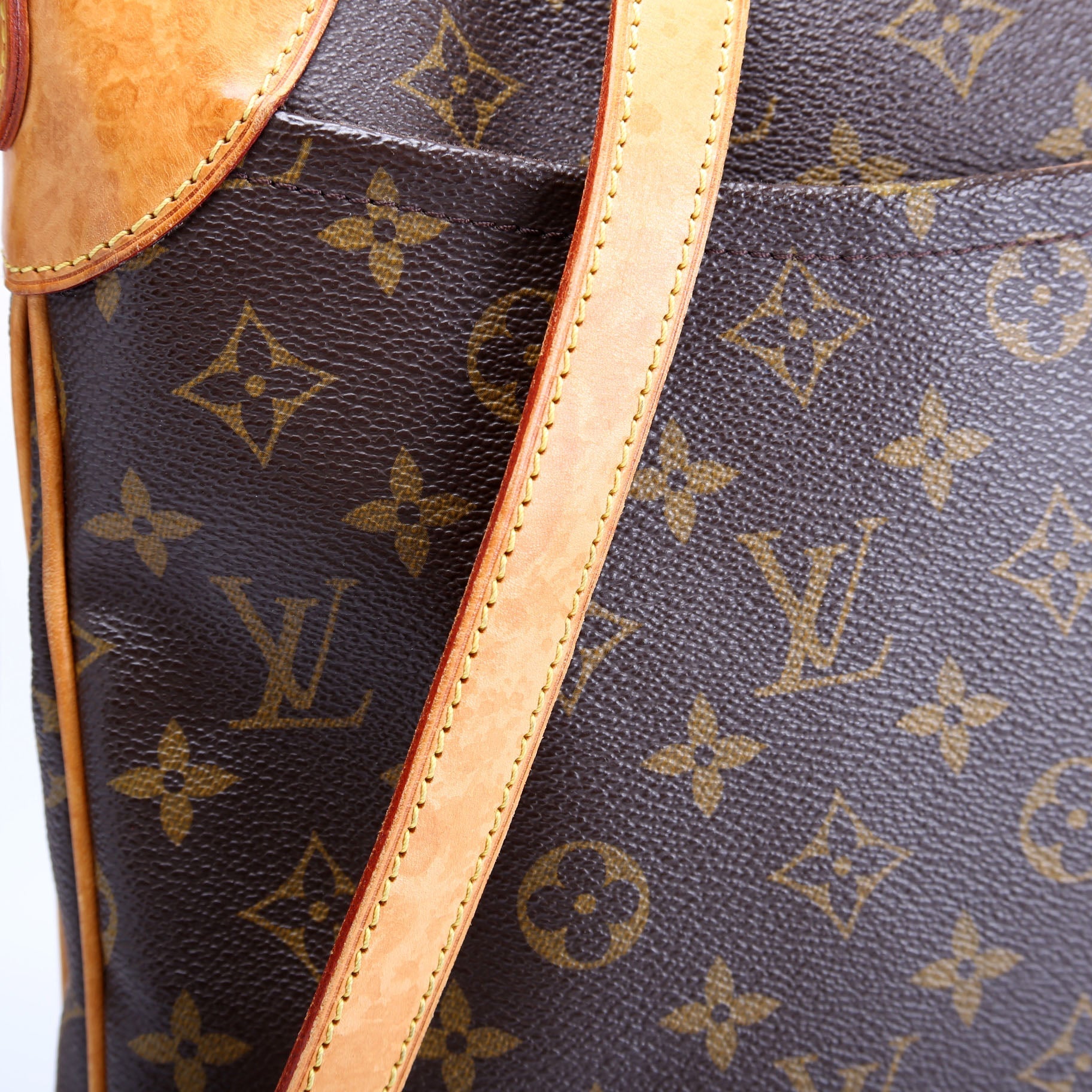 Odeon MM Monogram