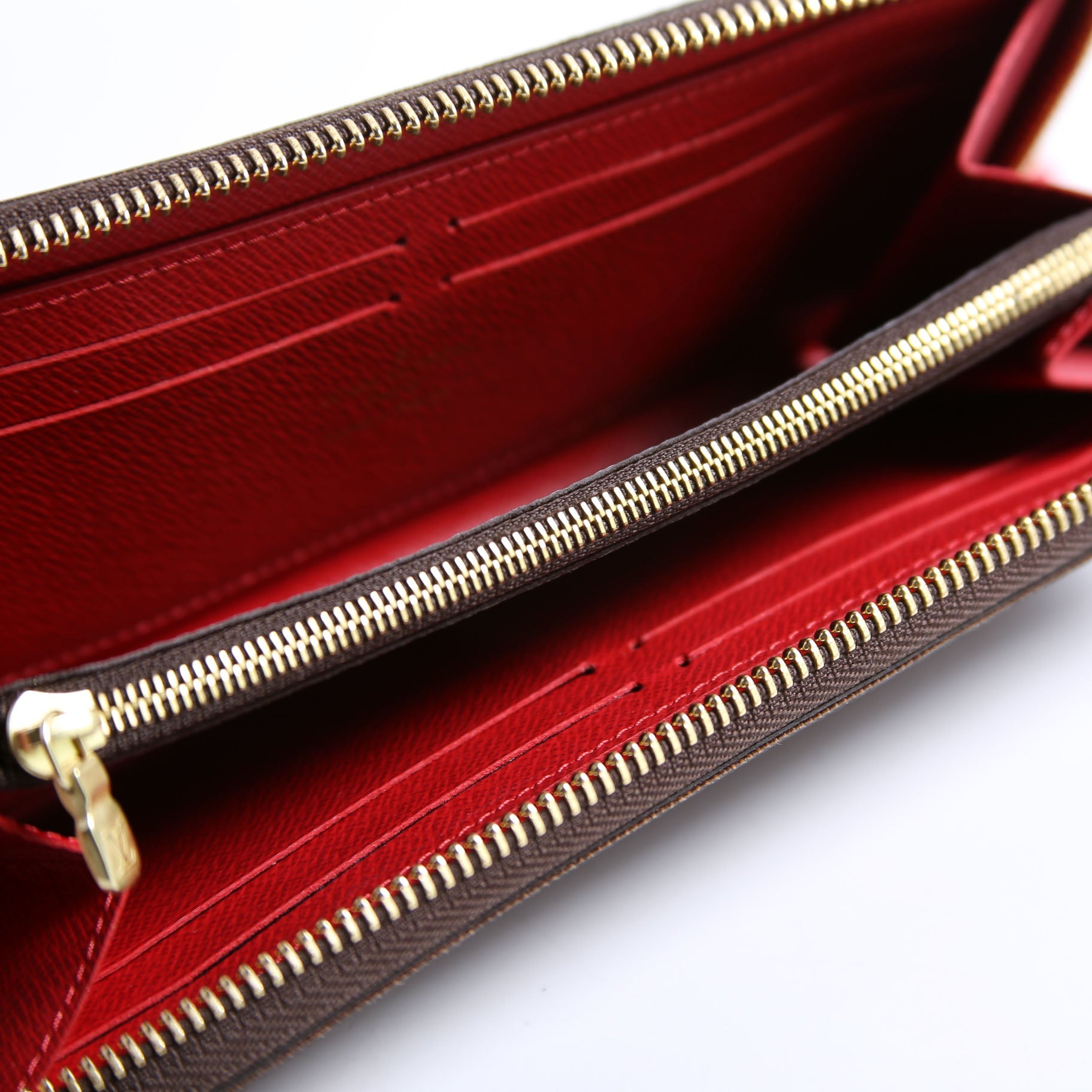 Clemence Wallet Ebene