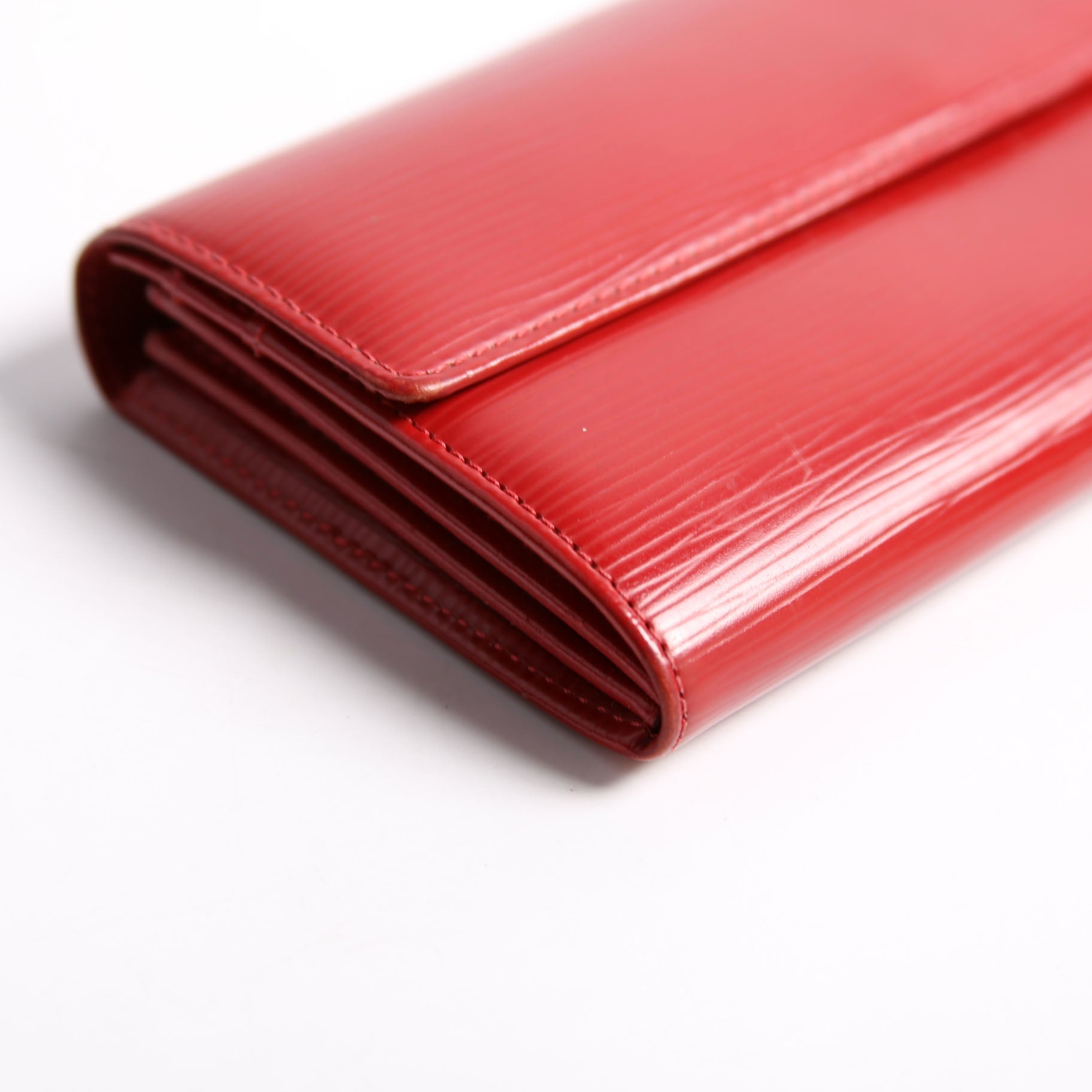 Sarah Wallet Epi Red